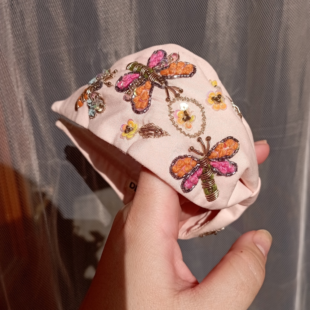 Luxury Embroidered Headband - Picture 12 of 16
